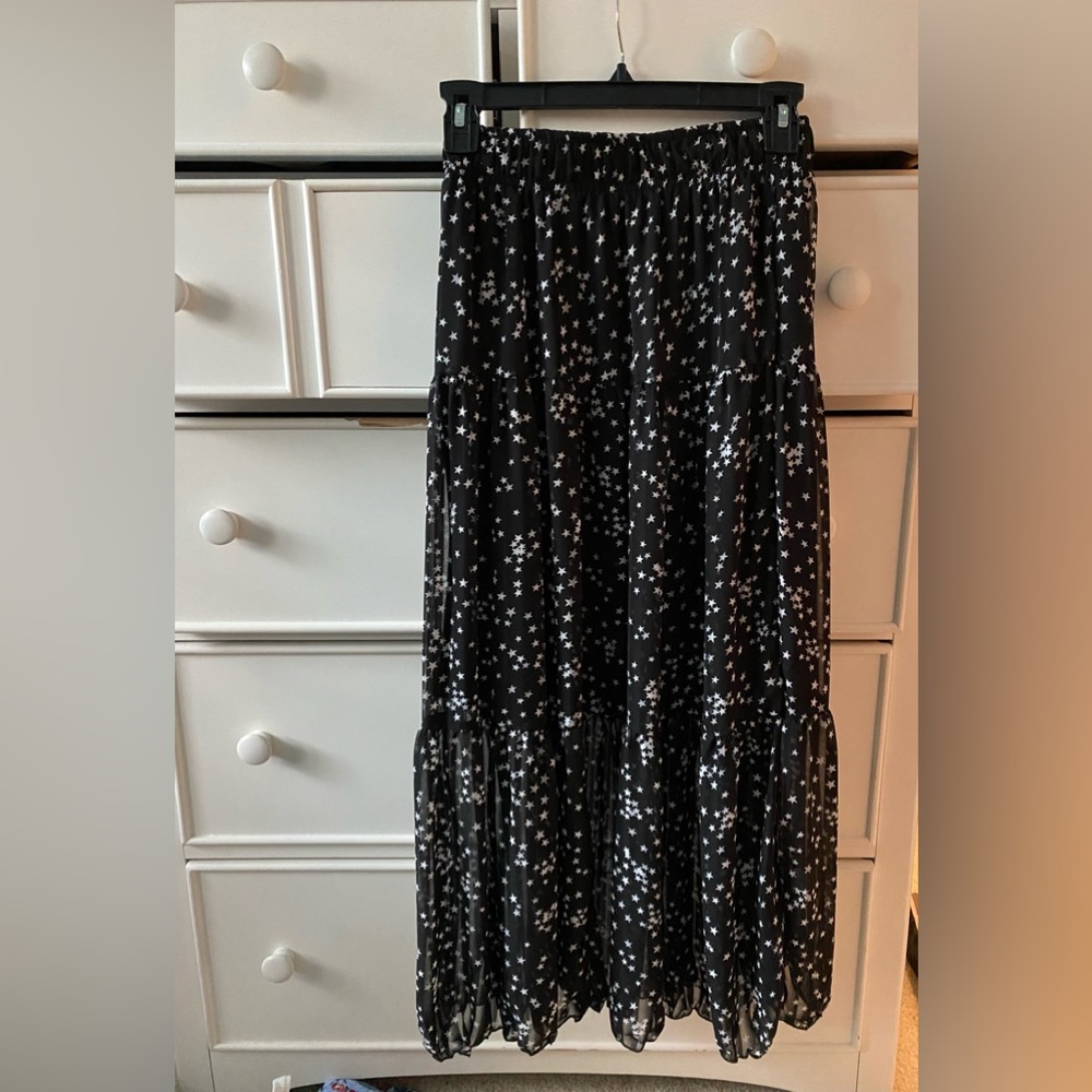 Maxi skirt with star print